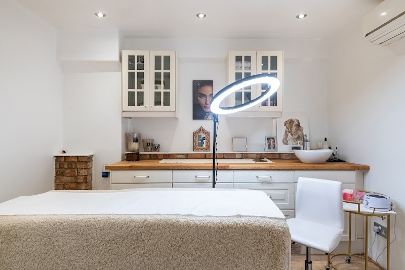 Salon House