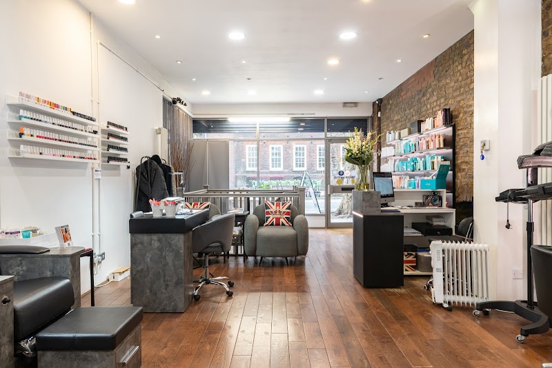 Salon House