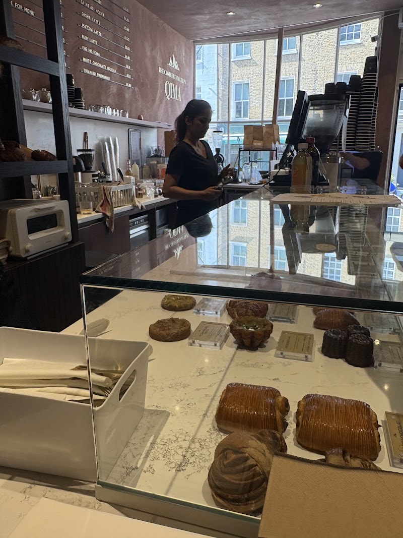 Qima Café and Pâtisserie - Fitzrovia